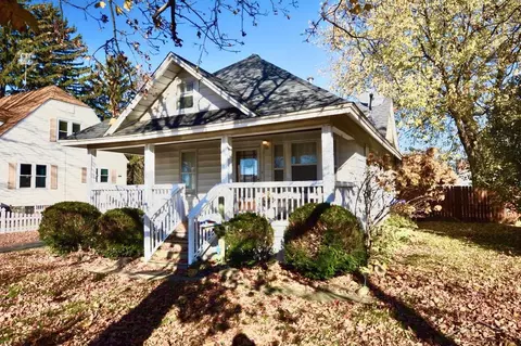 406 Tittabawassee, Zilwaukee, MI 48604