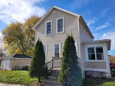 827 Ontario, Port Huron, MI 48060