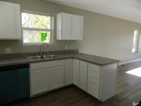 2486 Bronson, Monroe, MI 48162 photo 3