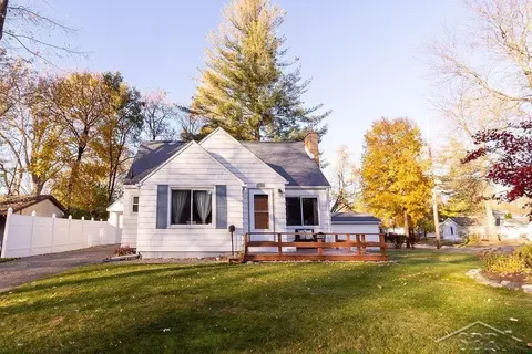 1008 W Allen, Midland, MI 48640