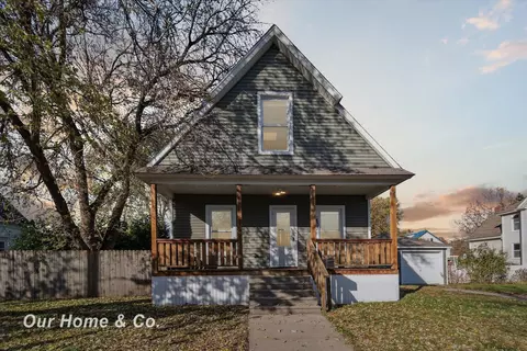 807 Elm, Bay City, MI 48706