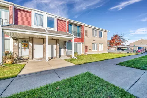 406 Sunset, Saint Clair Shores, MI 48082