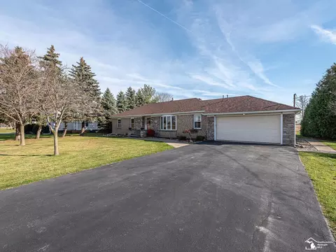 8028 Suder, Erie, MI 48133