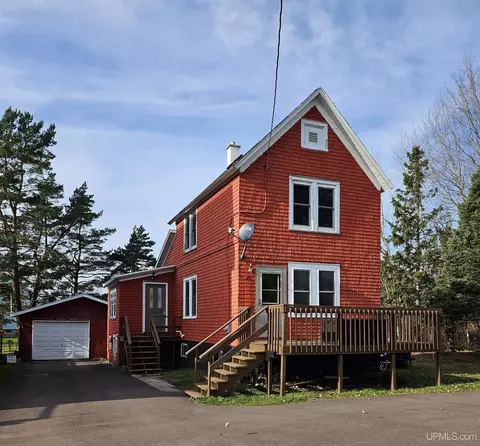 40 Vivian, Ahmeek, MI 49901