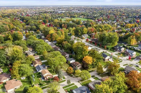 2148 Michele, Troy, MI 48085 photo 5