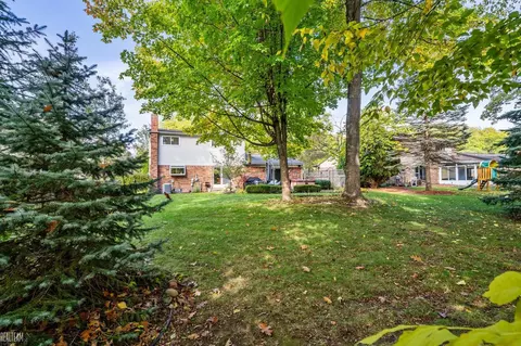 2148 Michele, Troy, MI 48085 photo 48