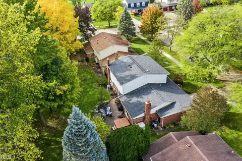 2148 Michele, Troy, MI 48085 photo 3