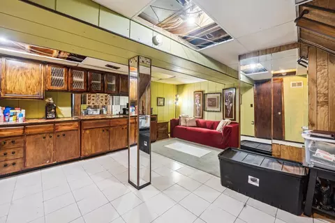 1001 Whitingham, Flint, MI 48503 photo 25