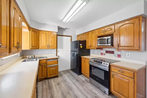 1001 Whitingham, Flint, MI 48503 photo 13