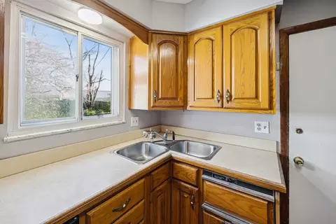 1001 Whitingham, Flint, MI 48503 photo 11