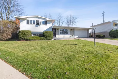 1001 Whitingham, Flint, MI 48503 photo 2