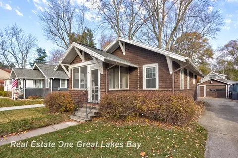 1602 W Hines, Midland, MI 48640