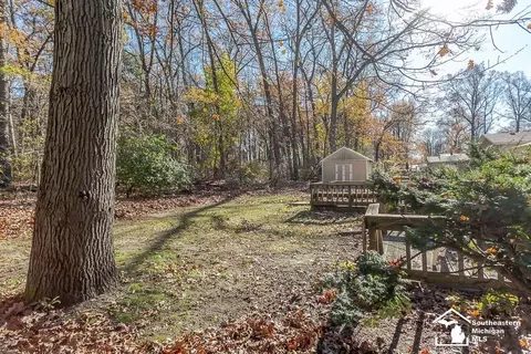 7756 Indian, Temperance, MI 48182 photo 29