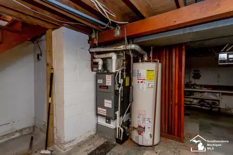 7756 Indian, Temperance, MI 48182 photo 26