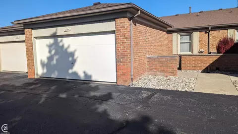 49653 Hamilton, Shelby Township, MI 48315