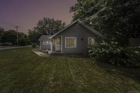 2016 Morris, Jackson, MI 49202