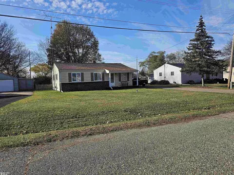 4152 Bristolwood, Flint, MI 48507