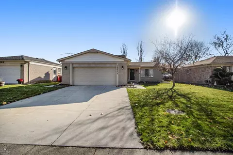 15644 Van Meter, Macomb, MI 48044