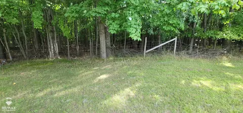 1354 Crest Dr, Gladwin, MI 48624 photo 18