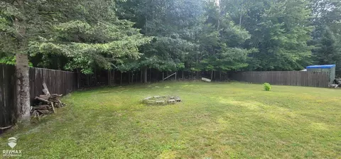 1354 Crest Dr, Gladwin, MI 48624 photo 17