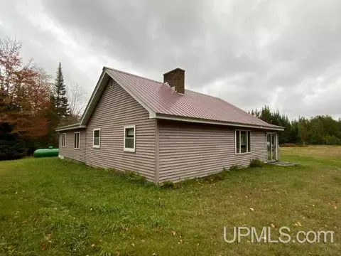 1898 Rm, Rock, MI 49880 photo 23