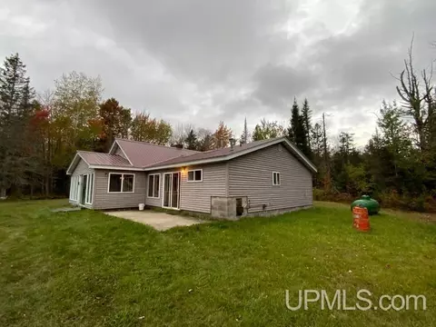 1898 Rm, Rock, MI 49880 photo 3
