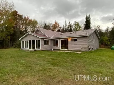 1898 Rm, Rock, MI 49880 photo 2