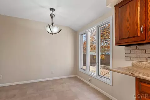 2386 E Clearview, Adrian, MI 49221 photo 28