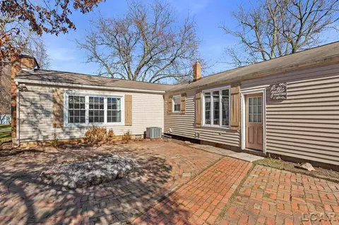 2386 E Clearview, Adrian, MI 49221 photo 33