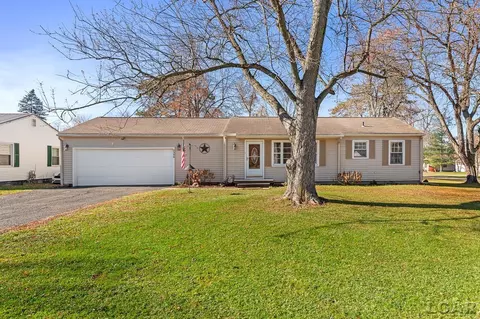 2386 E Clearview, Adrian, MI 49221