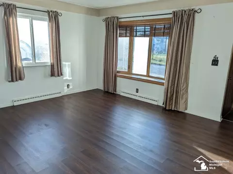 1334 Maple, Monroe, MI 48162 photo 3