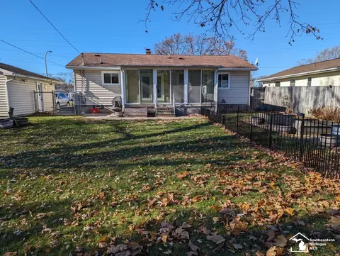 1334 Maple, Monroe, MI 48162 photo 38