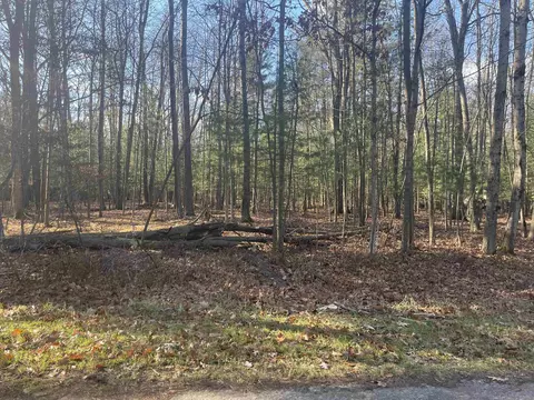 210 Queens, Gladwin, MI 48624 photo 3