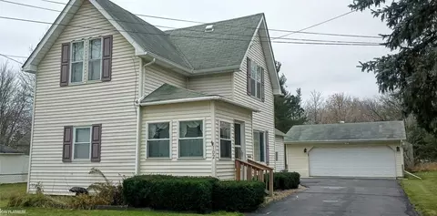 102 S Maple, Durand, MI 48429