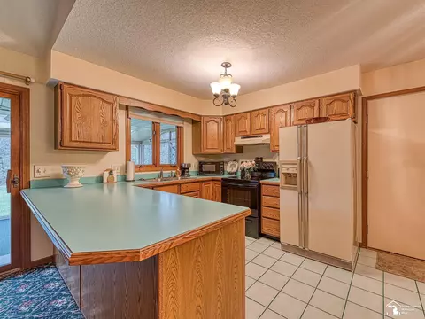 1727 Northridge, Monroe, MI 48162 photo 12