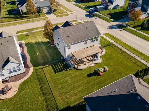 56701 Lindale, Macomb, MI 48042 photo 37