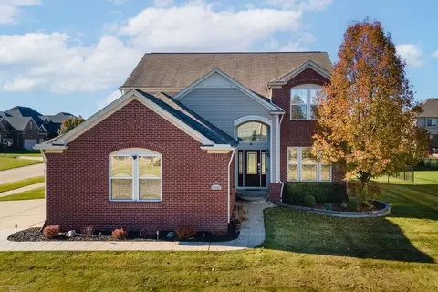 56701 Lindale, Macomb, MI 48042