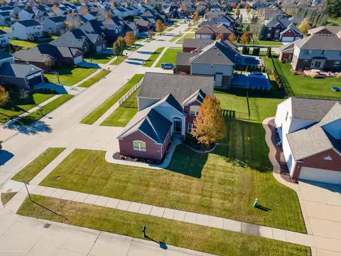 56701 Lindale, Macomb, MI 48042 photo 35