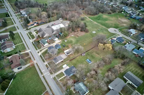 400 E Clark, Davison, MI 48423 photo 33