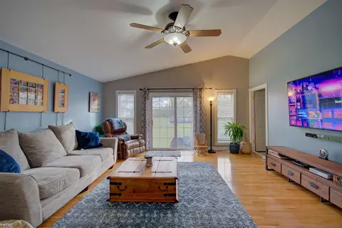 400 E Clark, Davison, MI 48423 photo 6