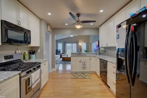 400 E Clark, Davison, MI 48423 photo 10