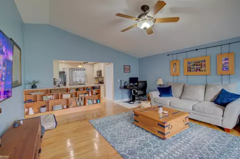 400 E Clark, Davison, MI 48423 photo 9
