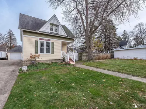 416 St Mary S, Monroe, MI 48162