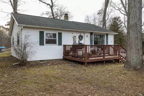 2471 W Ludington, Farwell, MI 48622