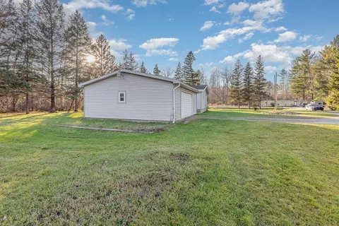 3077 Grove, Standish, MI 48658 photo 7