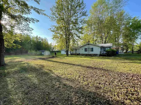 264 E Rdg, Gladwin, MI 48624 photo 2