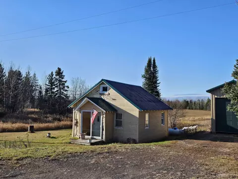 27393 Simar Wasas, Mass City, MI 49948