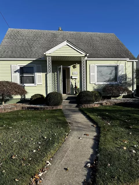 25612 Hayes, Roseville, MI 48066