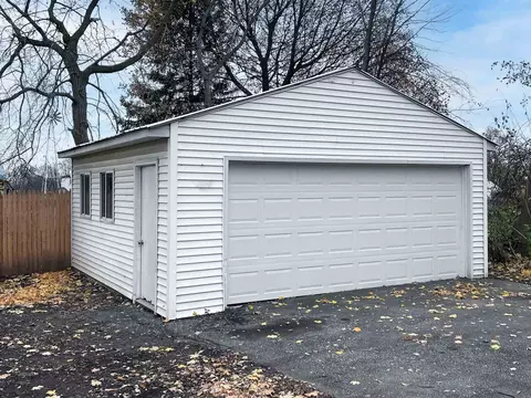 3017 Kleinpell, Burton, MI 48519 photo 21