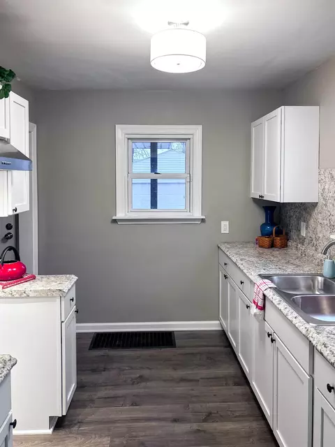 3017 Kleinpell, Burton, MI 48519 photo 6